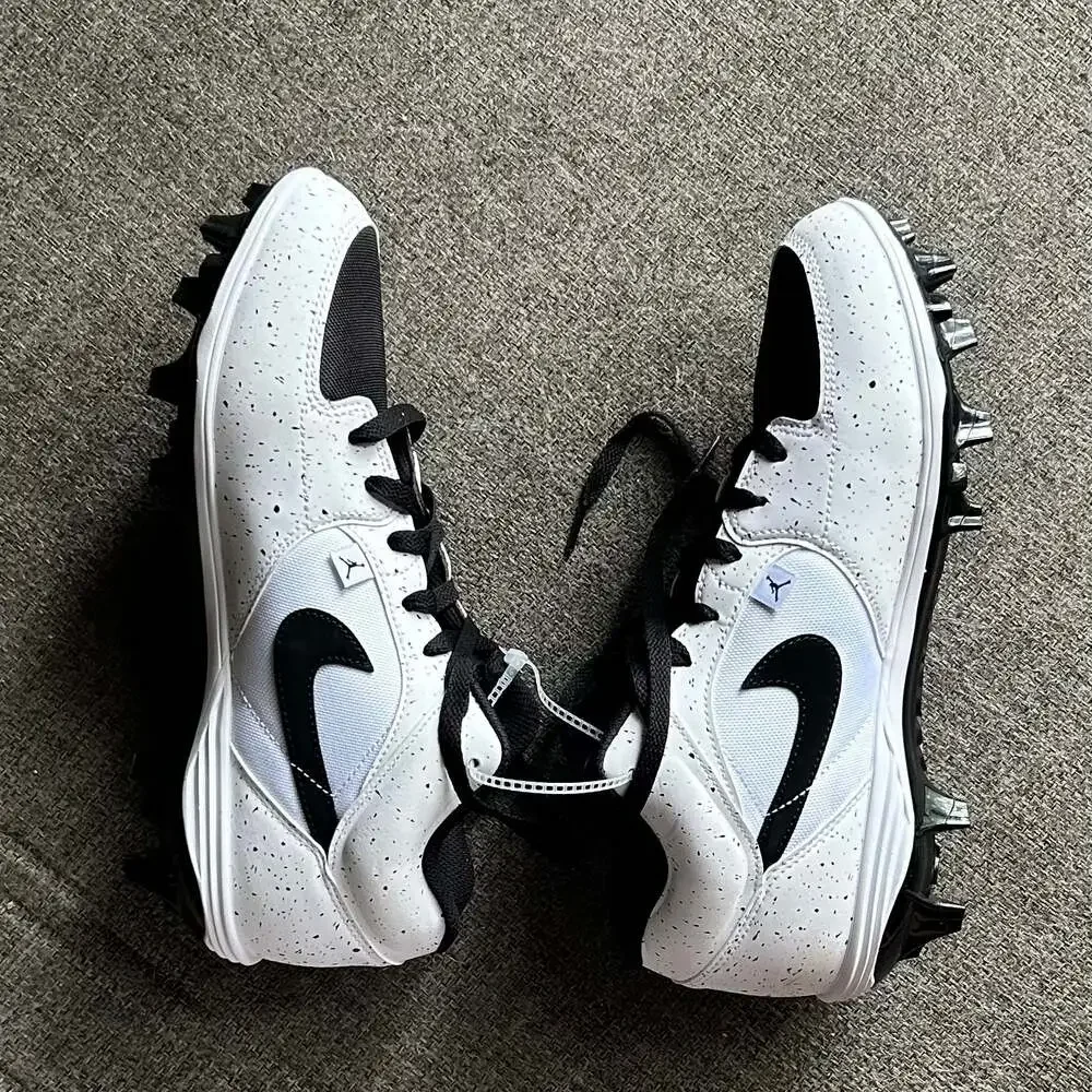 Jordan Stadium 90 Low TD White Black Cleats